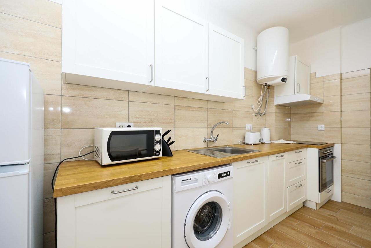B69 - Village Of Luz Apartment エクステリア 写真