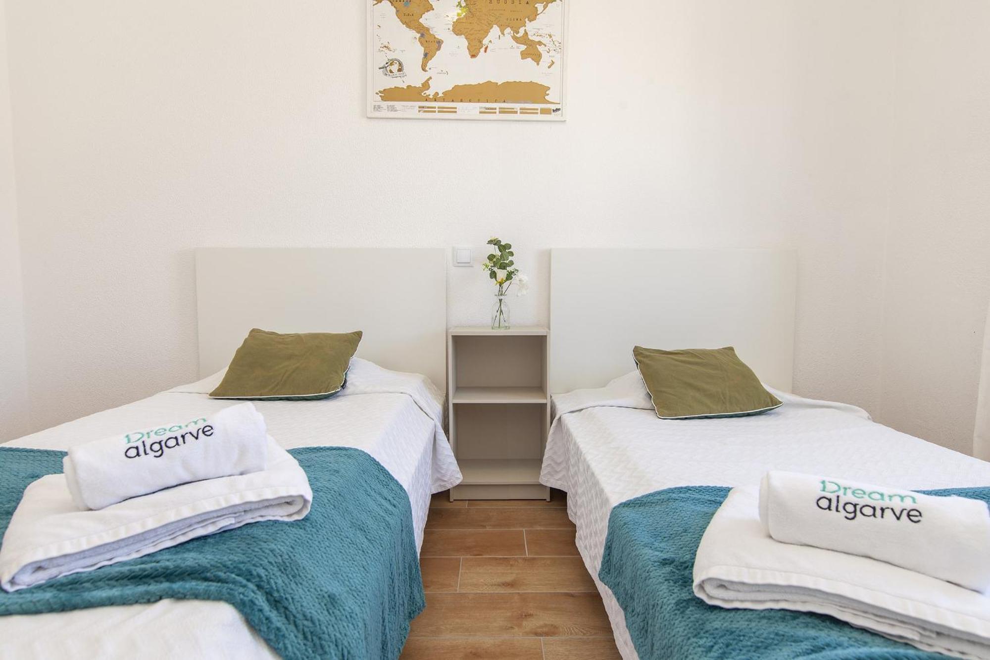 B69 - Village Of Luz Apartment エクステリア 写真