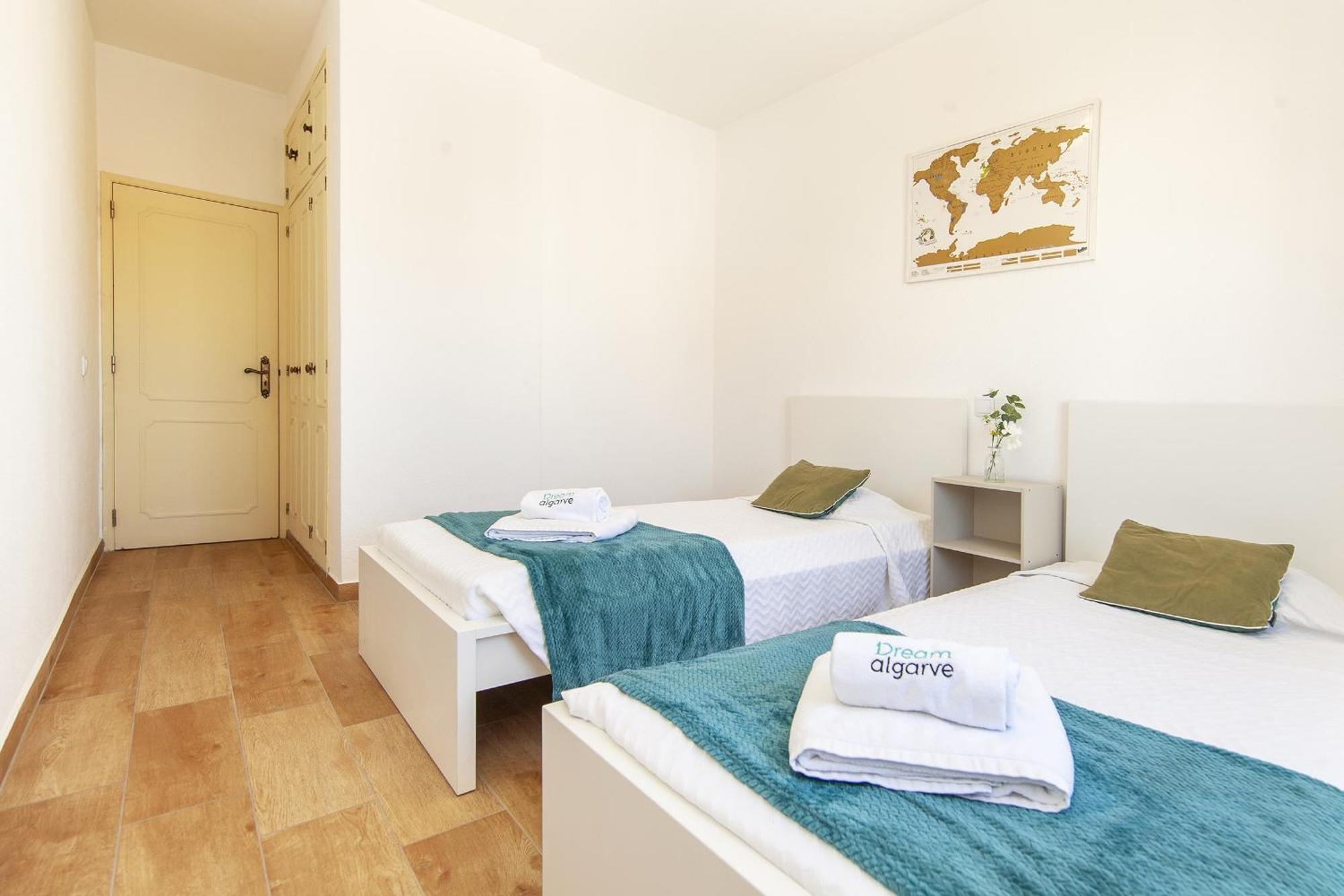 B69 - Village Of Luz Apartment エクステリア 写真